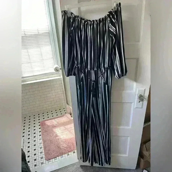 Black and white striped long jumpsuit romper size small - Picture 1 of 7